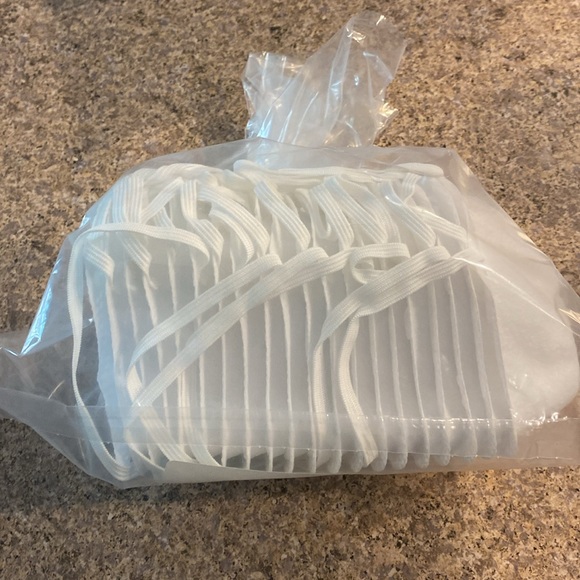 3 Packs Honeywell NIOSH N95 Disposable Respirator Not Surgical Masks DC300N95 - Picture 4 of 11